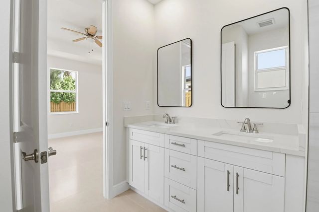 3 of 14 - 4383 Marilyn Drive, Lake Worth Beach, FL