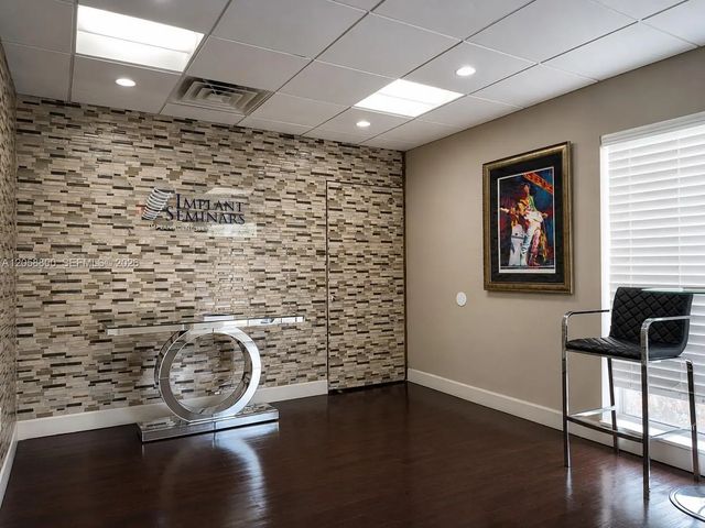 1830 Ne 153rd Street, North Miami Beach