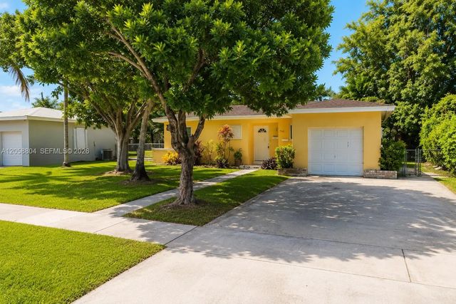 3 of 25 - 948 Nw 9th Court, Homestead, FL