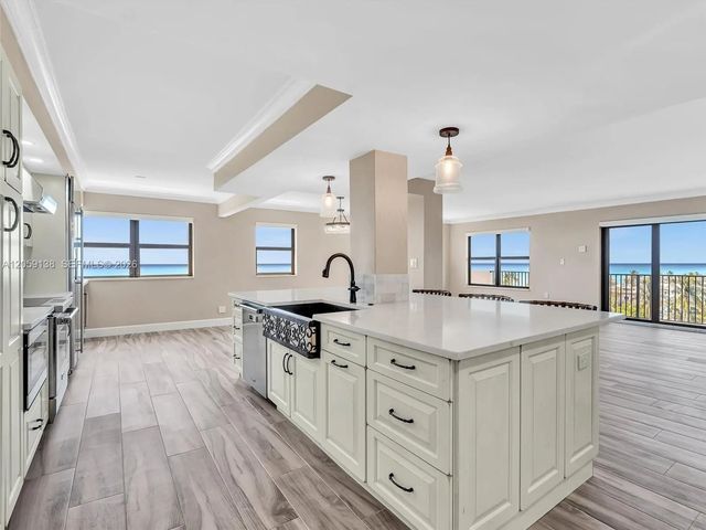 1201 S Ocean Drive #802s, Hollywood