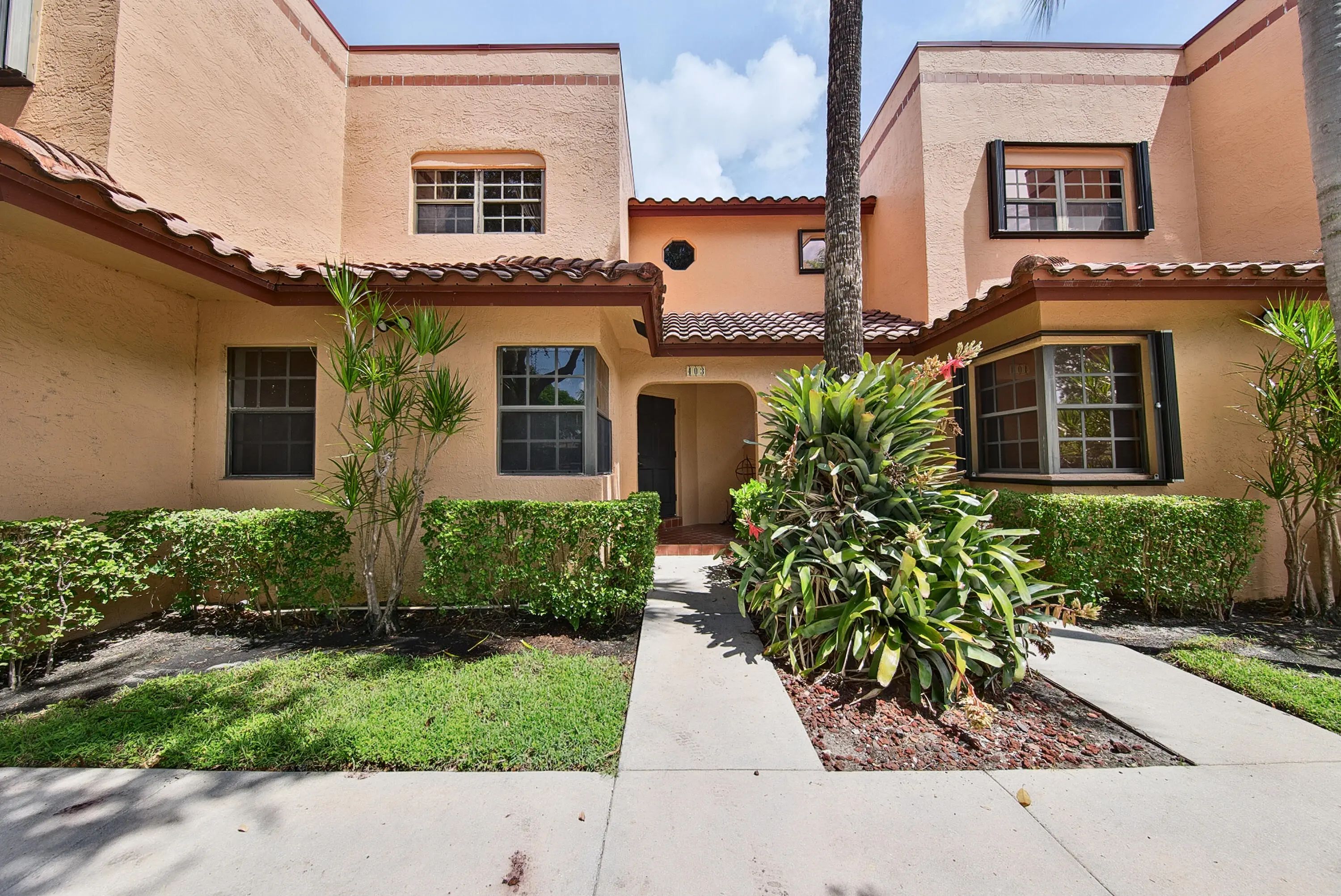 281 Ne 16th Place #unit 403, Fort Lauderdale