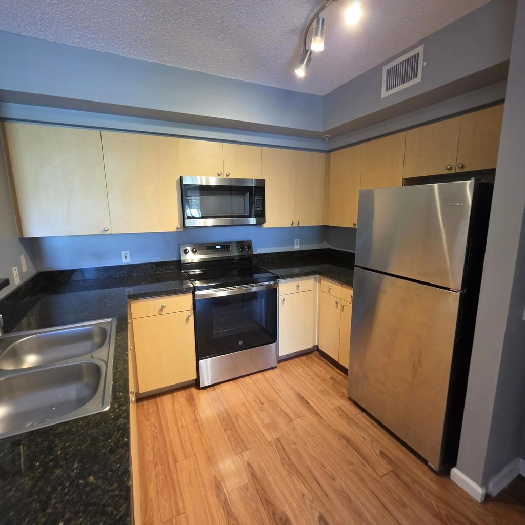 1919 Van Buren Street #404a, Hollywood