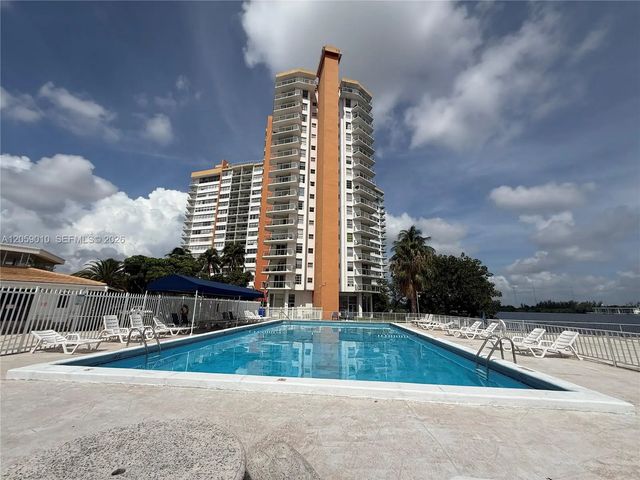 3 of 28 - 1351 Ne Miami Gardens Drive #1215e, Miami, FL
