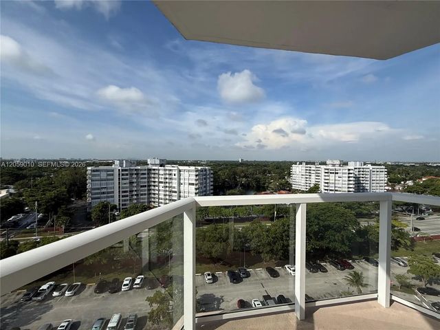 5 of 28 - 1351 Ne Miami Gardens Drive #1215e, Miami, FL