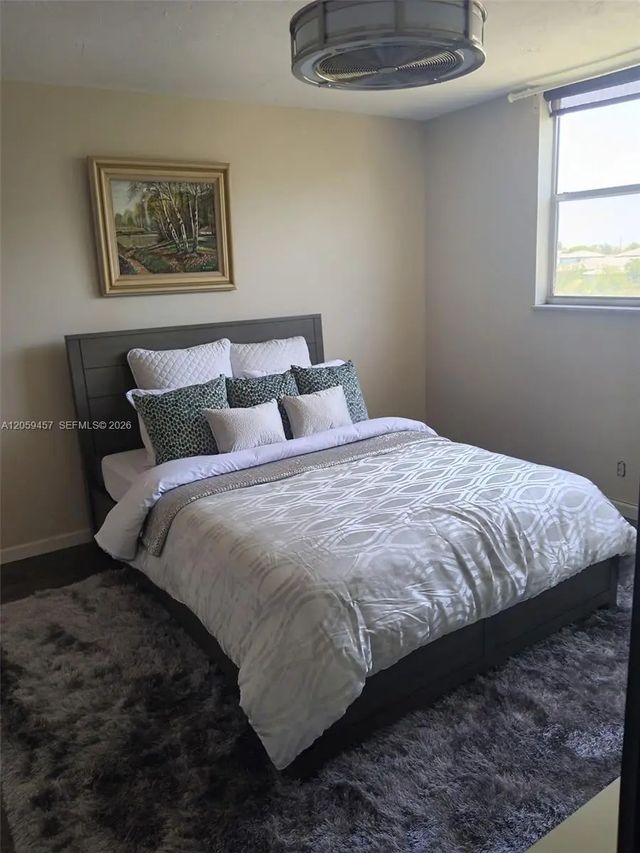 2821 Somerset Drive #312, Lauderdale Lakes