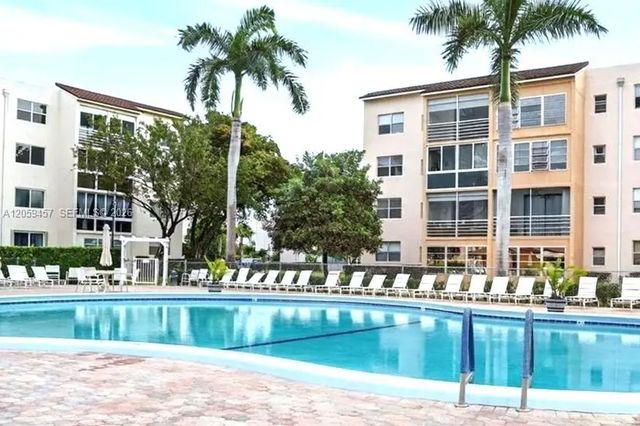 2 of 26 - 2821 Somerset Drive #312, Lauderdale Lakes, FL