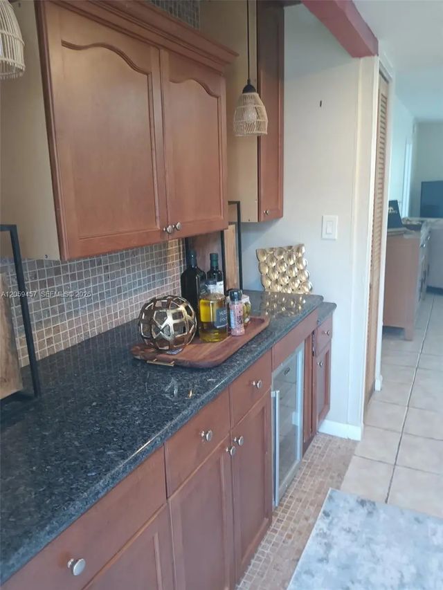 5 of 26 - 2821 Somerset Drive #312, Lauderdale Lakes, FL