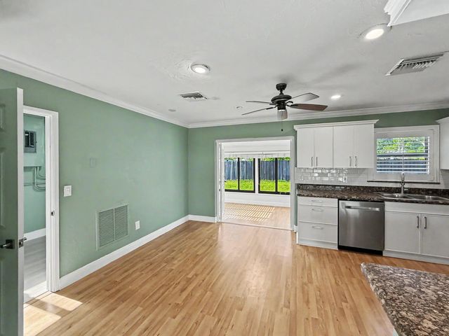 5 of 23 - 150 Se 5th Court, Pompano Beach, FL