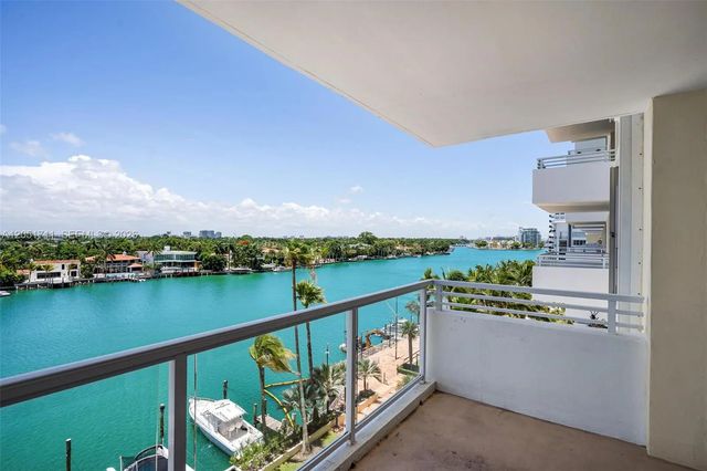 2 of 47 - 5600 Collins Avenue #7j, Miami Beach, FL