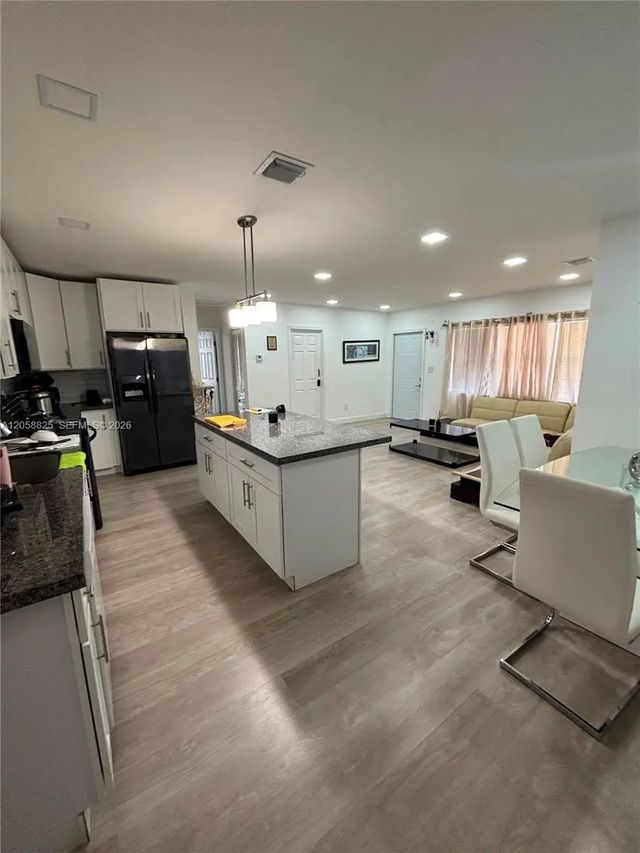 3 of 5 - 2855 Nw 163rd Street, Miami Gardens, FL