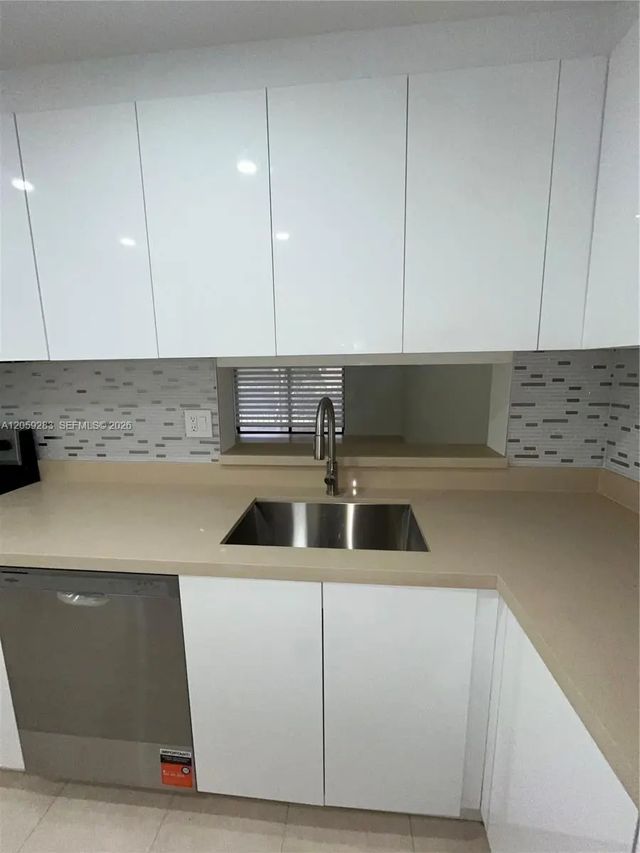4 of 17 - 8625 Nw 8th Street #213, Miami, FL