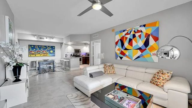 4 of 64 - 110 N Federal Highway #501, Fort Lauderdale, FL