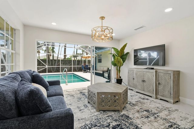 5 of 32 - 198 Brier Circle, Jupiter, FL