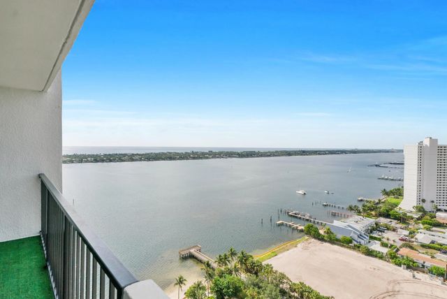 5600 N Flagler Drive #2504, West Palm Beach