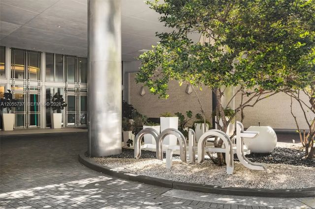 2 of 31 - 92 Sw 3rd Street #3901, Miami, FL