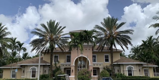 6378 Emerald Dunes Drive #301, West Palm Beach