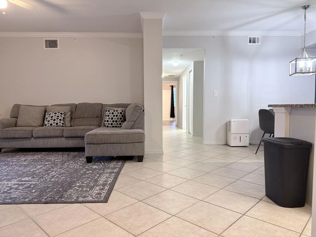 4 of 49 - 6378 Emerald Dunes Drive #301, West Palm Beach, FL