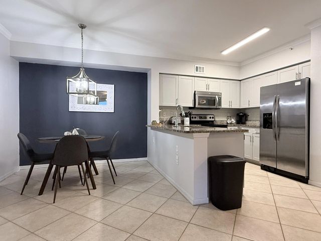 5 of 49 - 6378 Emerald Dunes Drive #301, West Palm Beach, FL
