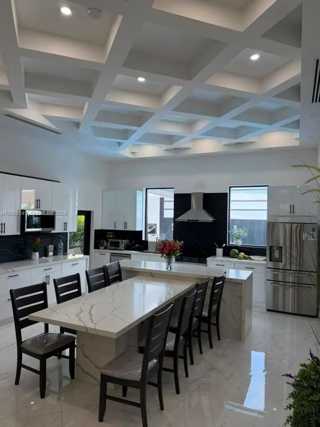 3 of 15 - 224 Sw 12th Street, Dania Beach, FL