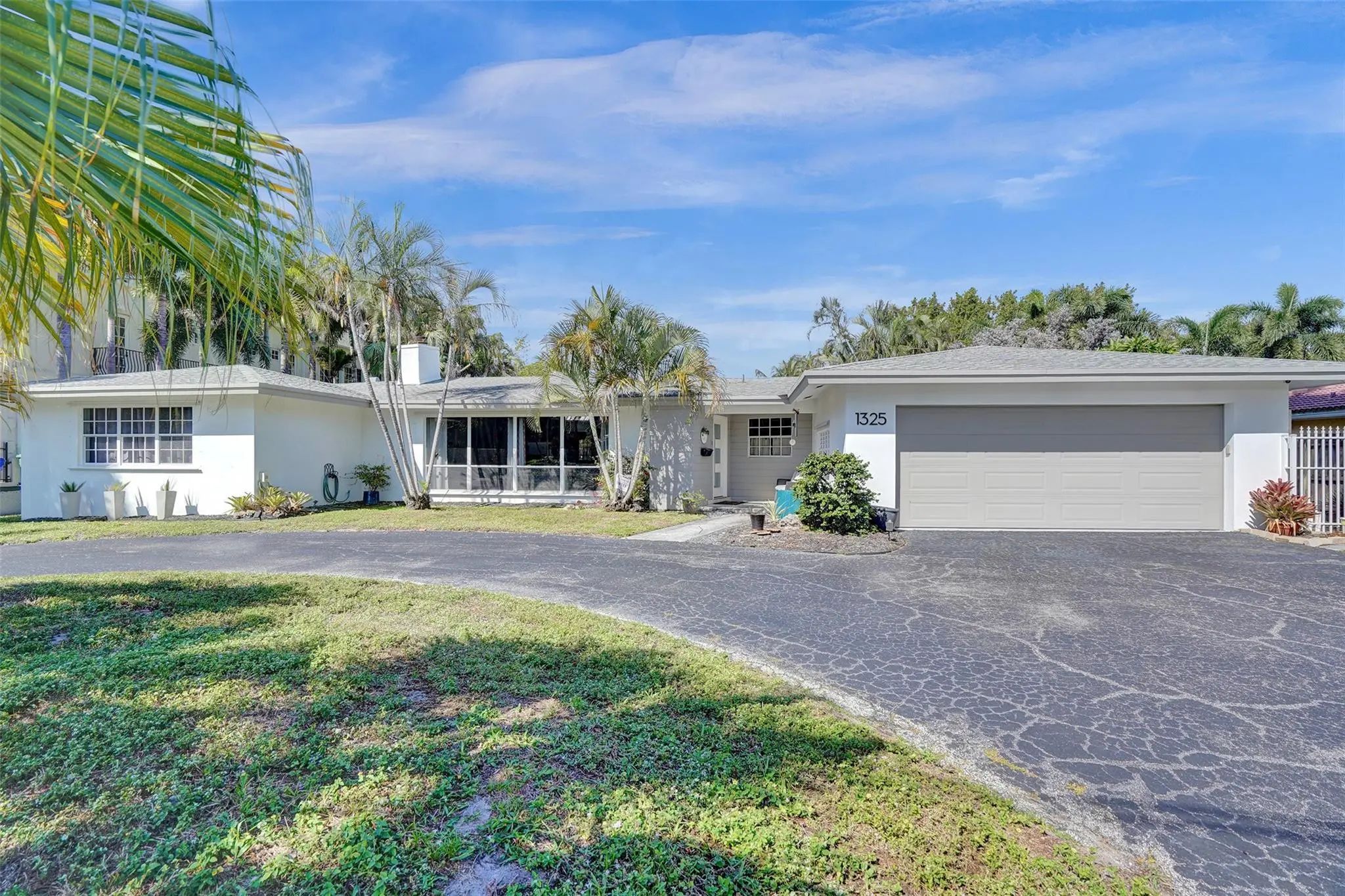 1325 Middle River Drive, Fort Lauderdale