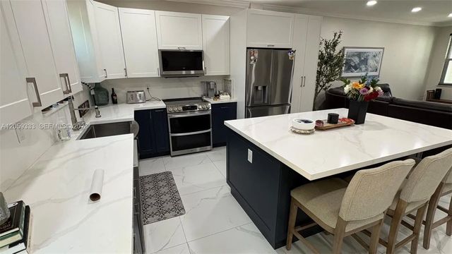 4 of 13 - 11623 Nw 78th Street, Doral, FL
