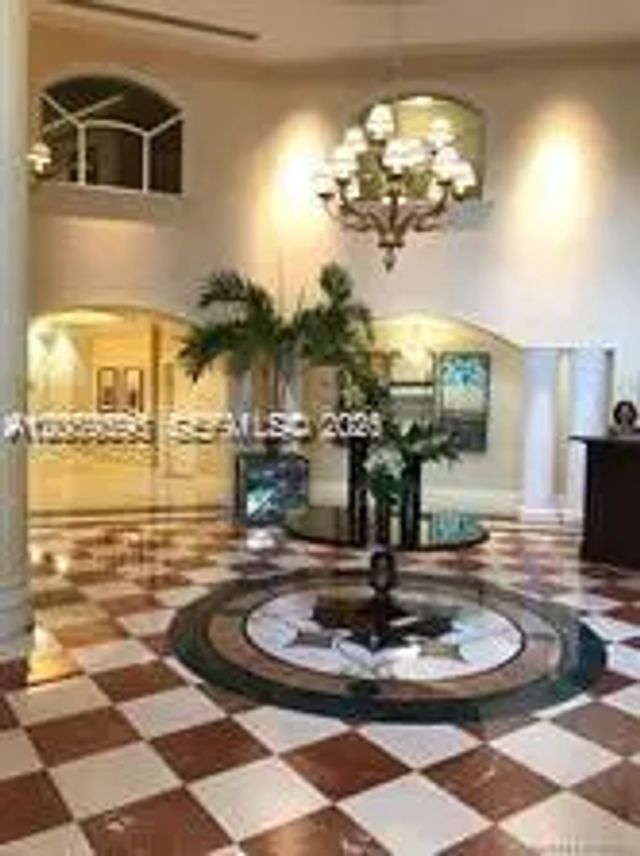 4 of 18 - 19900 E Country Club Drive #310, Aventura, FL