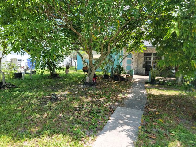 2 of 40 - 5165 Sw 10th Court, Margate, FL