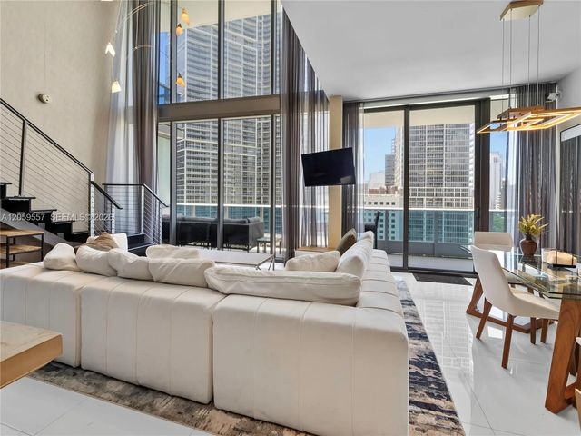 2 of 9 - 200 Biscayne Boulevard Way #1407, Miami, FL
