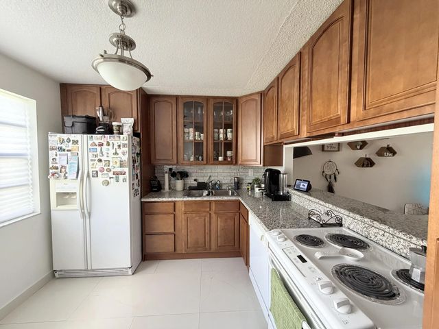 5 of 30 - 9908 Hammocks Boulevard #103-42, Miami, FL