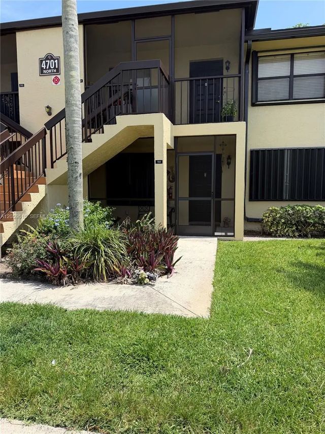 4701 E Lucerne Lakes Boulevard E #104, Lake Worth