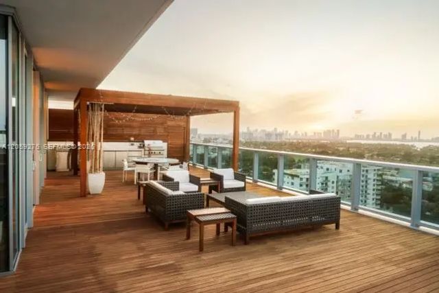 3 of 31 - 2901 Collins Avenue #1602, Miami Beach, FL