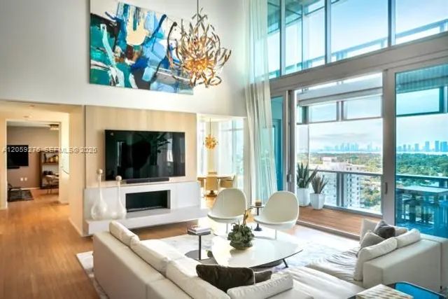 5 of 31 - 2901 Collins Avenue #1602, Miami Beach, FL
