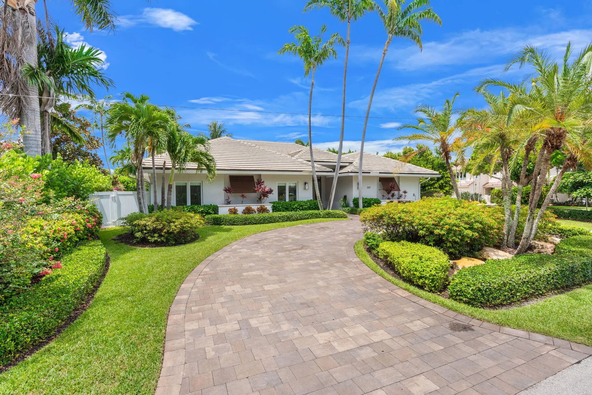 2517 Ne 13th Street, Fort Lauderdale