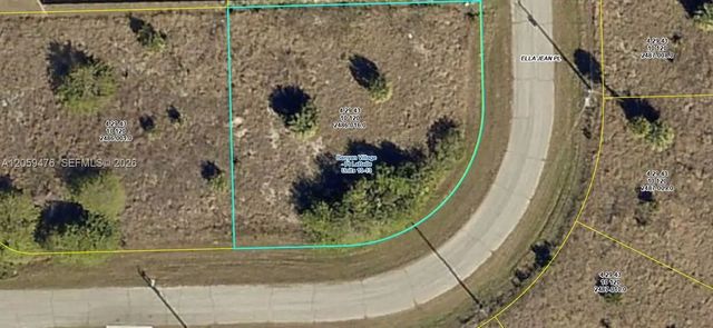 518 Ella Jean Place, LaBelle