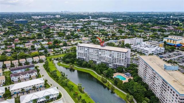 2 of 34 - 3850 Washington Street #812, Hollywood, FL