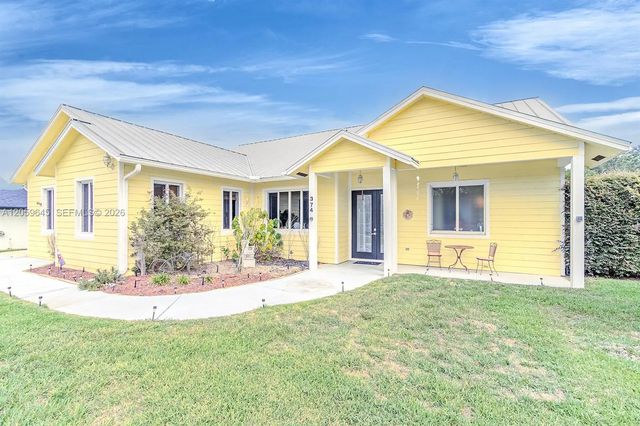 4 of 99 - 374 Parker Street Ne, Lake Placid, FL