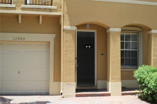 5 of 44 - 12989 Sw 135th Terrace, Miami, FL