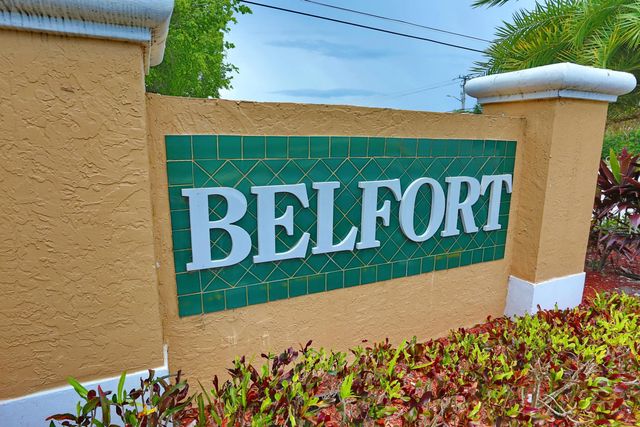 9968 N Belfort Circle, Tamarac