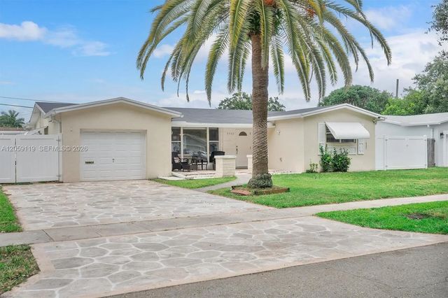 8963 Sw 53rd Street, Cooper City