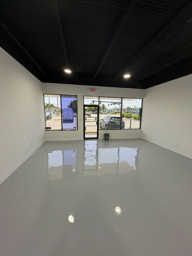4 of 15 - 5100-5130 S State Road 7, Davie, FL