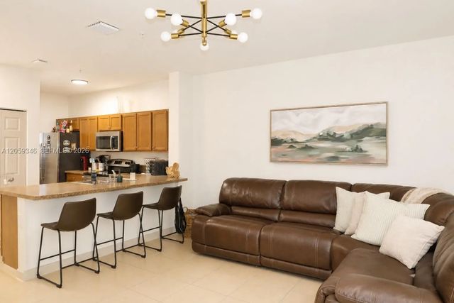 2 of 18 - 132 Se 28th Place #4, Homestead, FL