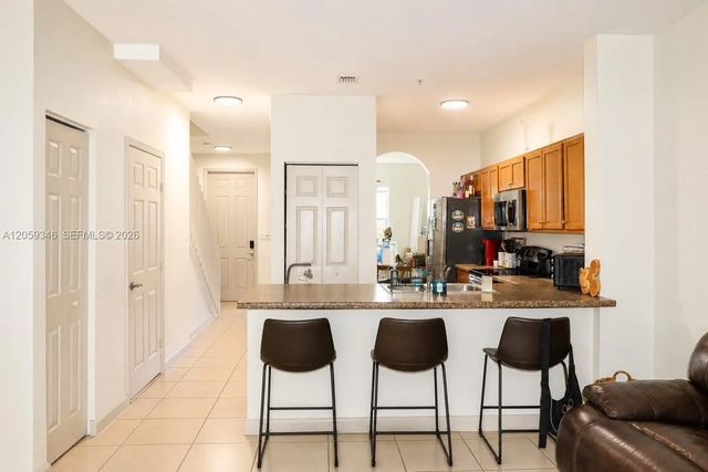 4 of 18 - 132 Se 28th Place #4, Homestead, FL