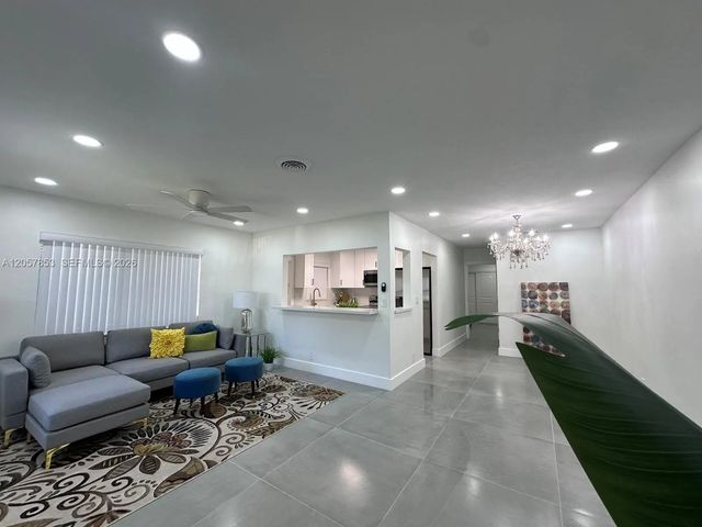 2 of 17 - 1628 Nw 8th Avenue, Fort Lauderdale, FL