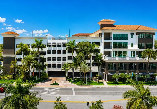 4 of 15 - 1 N Federal Highway, Boca Raton, FL