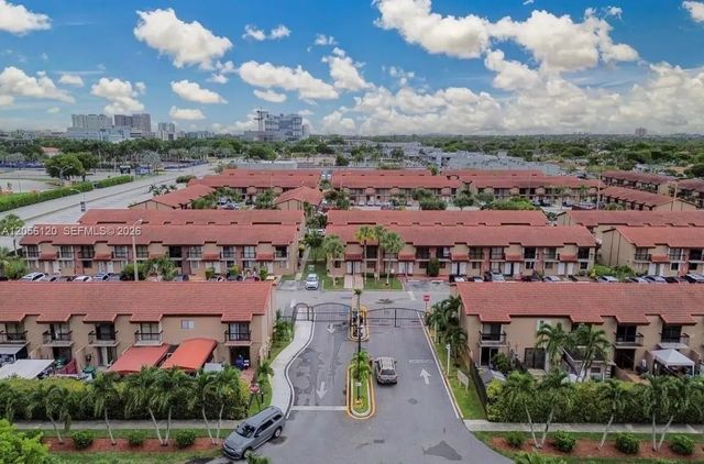 1809 Sw 107th Avenue #2707, Miami