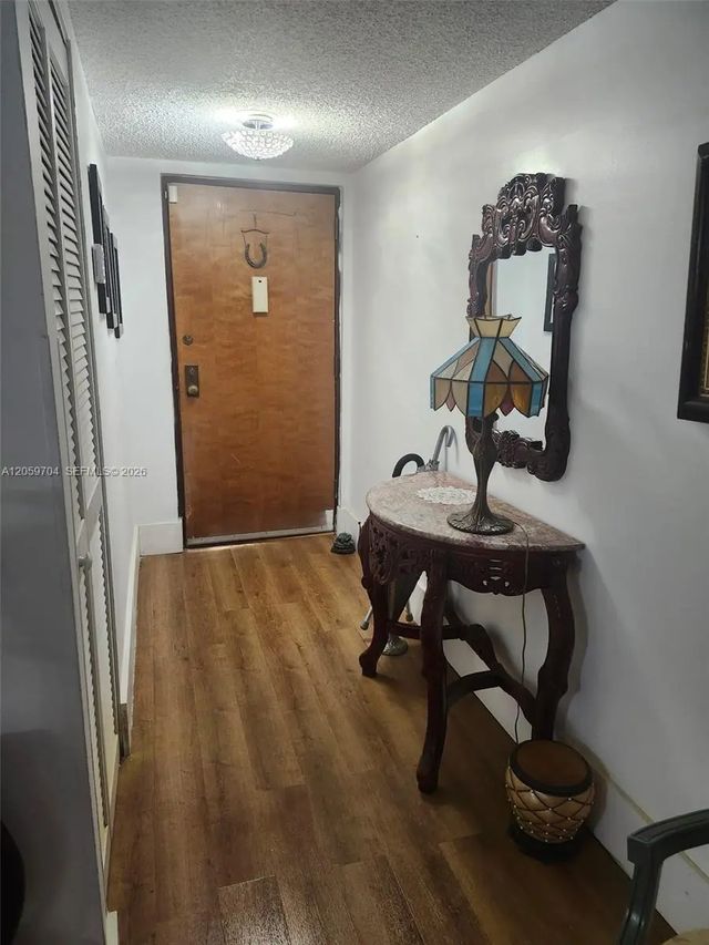 8810 Sw 123rd Court #m103, Miami