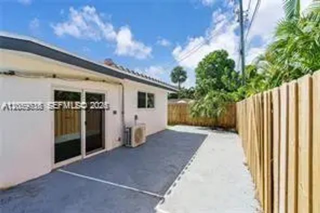 4 of 23 - 2185 Imperial Point Drive, Fort Lauderdale, FL
