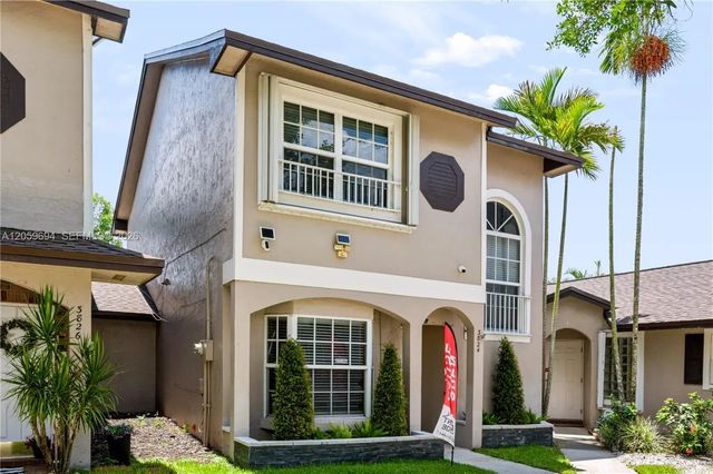 4 of 30 - 3824 Nw 122nd Terrace, Sunrise, FL