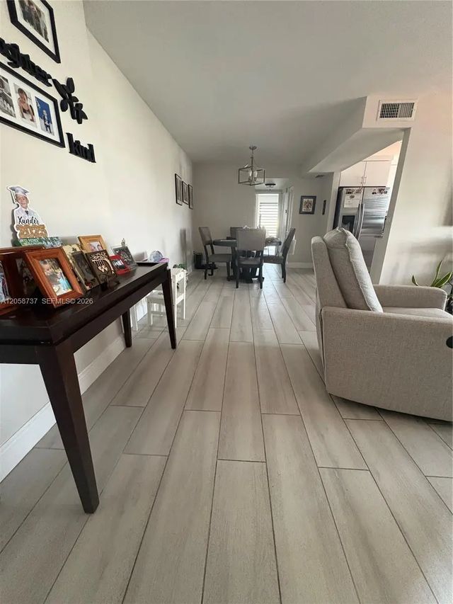 2 of 12 - 7620 Carlyle Avenue #502, Miami Beach, FL