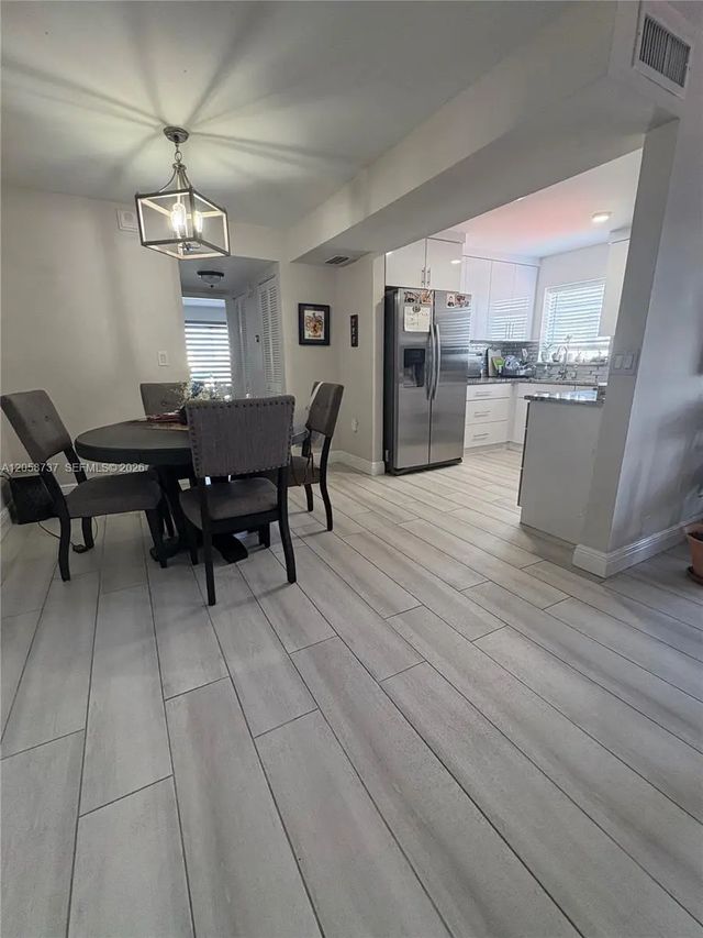 5 of 12 - 7620 Carlyle Avenue #502, Miami Beach, FL